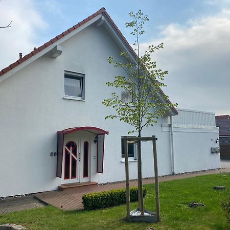 Ferienwohnung Insel Ruegen - Haus Albatros アルテンキルヒェン エクステリア 写真