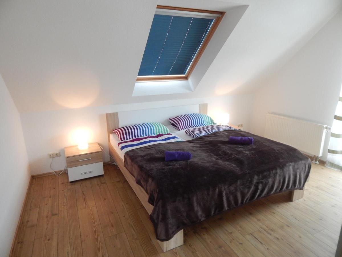 Ferienwohnung Insel Ruegen - Haus Albatros アルテンキルヒェン エクステリア 写真